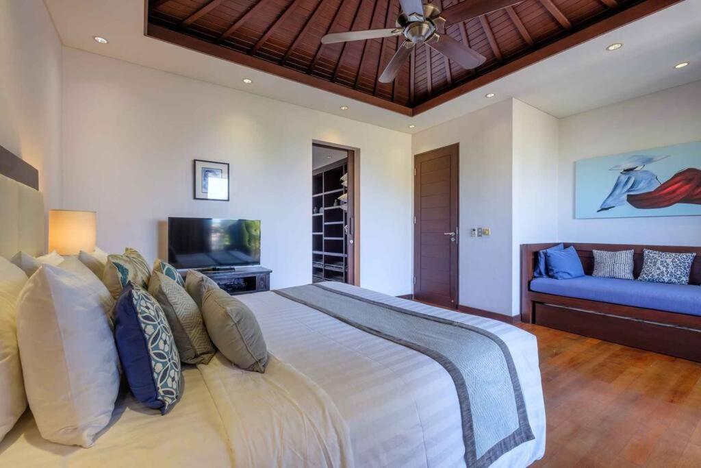 Kejora Beachfront Estate Sanur -Stunning Villa Eleven Bagian luar foto