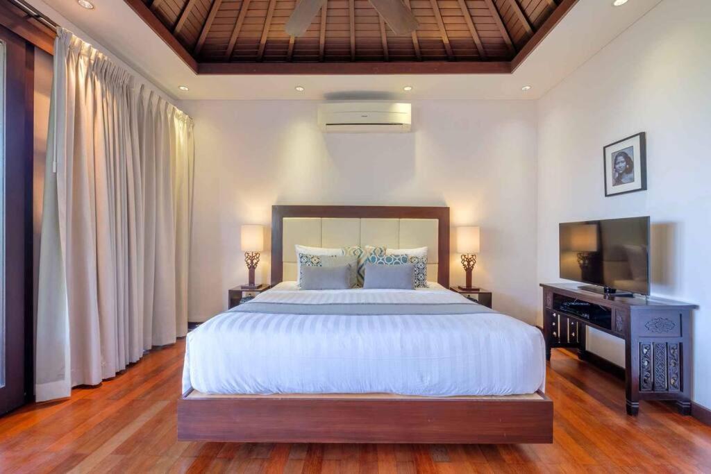 Kejora Beachfront Estate Sanur -Stunning Villa Eleven Bagian luar foto