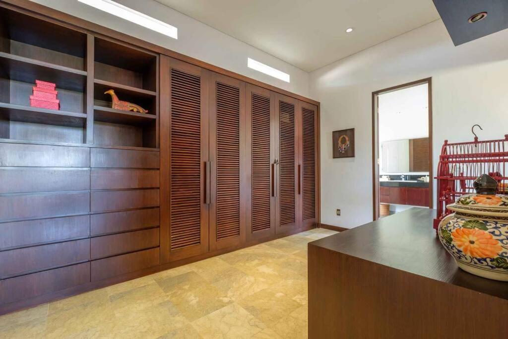 Kejora Beachfront Estate Sanur -Stunning Villa Eleven Bagian luar foto