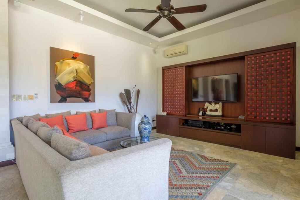 Kejora Beachfront Estate Sanur -Stunning Villa Eleven Bagian luar foto